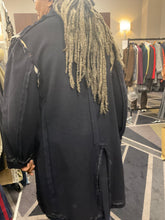 Load image into Gallery viewer, Wool coat
