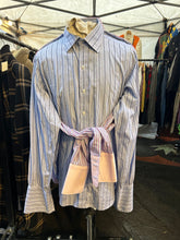 Load image into Gallery viewer, Vintage shirt design

