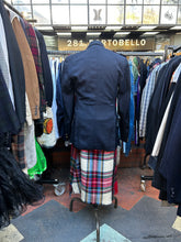 Load image into Gallery viewer, Vintage tartan blazer long style
