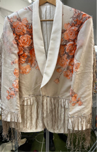 Load image into Gallery viewer, Blazer with antique shawl
