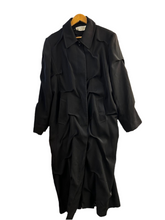 Load image into Gallery viewer, Wool origami coat
