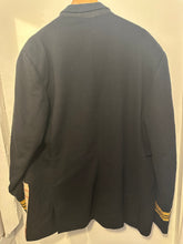 Load image into Gallery viewer, Wool Captains blazer with patchwork front
