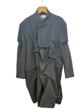 Load image into Gallery viewer, Wool coat
