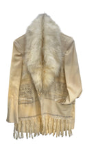 Load image into Gallery viewer, Cream wool blazer
